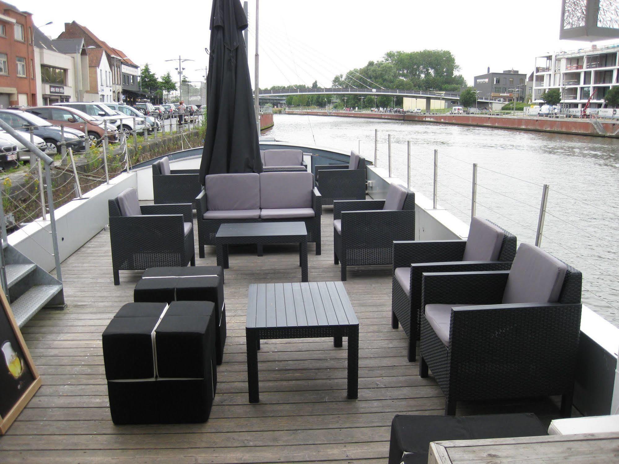 Hotel Restaurant Brasserie Feestzaal Ahoi, Kortrijk Luaran gambar